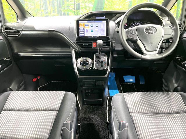 ヴォクシー2.0 ZS 煌