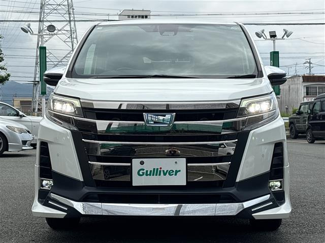 ノア1.8 ハイブリッド Si W×B III