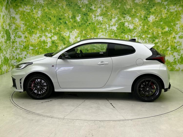 GRヤリス1.6 RZ ハイ パフォーマンス 4WD
