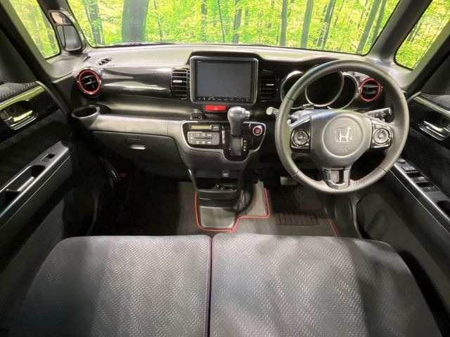 N-BOXカスタムG ターボ SSパッケージ 2トーンカラースタイル