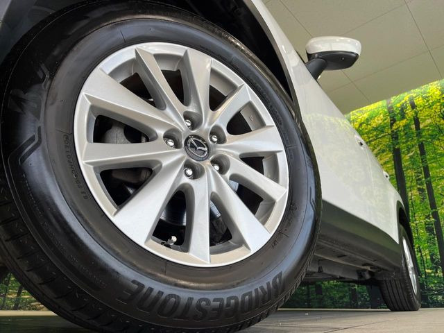 �y����17�C���`�A���~�z�C�[���z�O�ςɃ}�b�`���������A���~�z�C�[���𑕒����Ă���܂��B�e��ЊO�A���~�z�C�[����A�X�^�b�h���X�^�C�����戵�����Ă���܂��B���񂲑��k����������