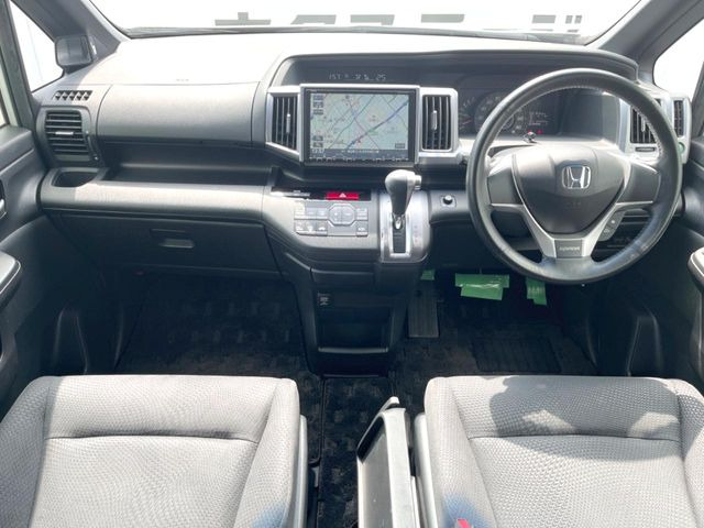 ステップワゴン2.0 スパーダ Z