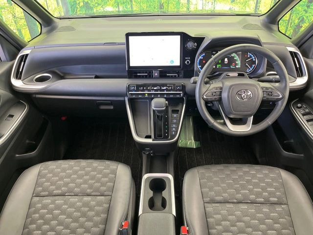 ヴォクシー1.8 ハイブリッド S-Z