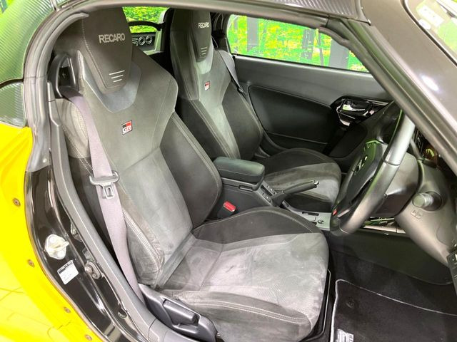 �yRECARO���o�P�b�g�V�[�g�z�l�ԍH�w�Ɋ�Â����ʈ����z�ɂ���č��ւ̕��S�Ⓑ���ԉ^�]���̔�J�������y������ڂŃ��J���Ƃ킩��X�|�[�e�B�ȃ��b�N�X�������ł��B