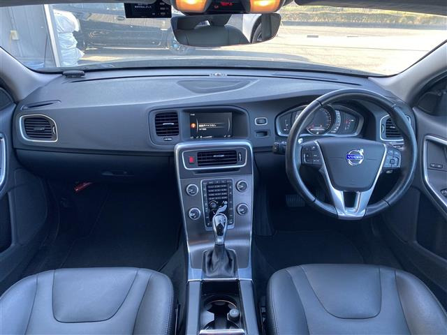 S60D4 SE ディーゼル