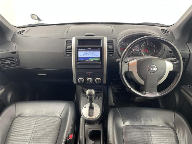 エクストレイル2.0 20Xt 4WD