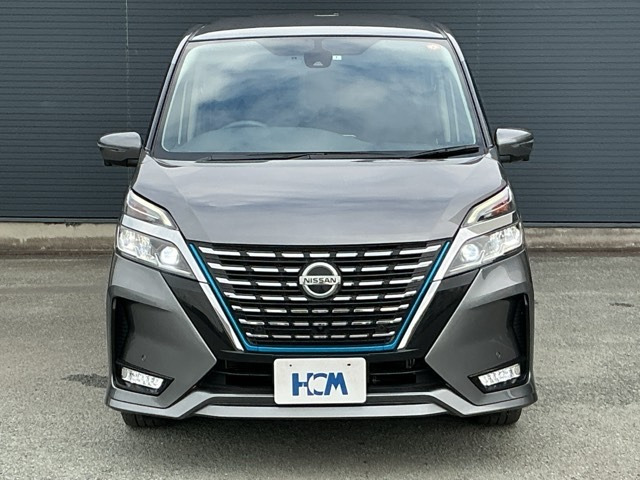 セレナ1.2 e-POWER ハイウェイスターV