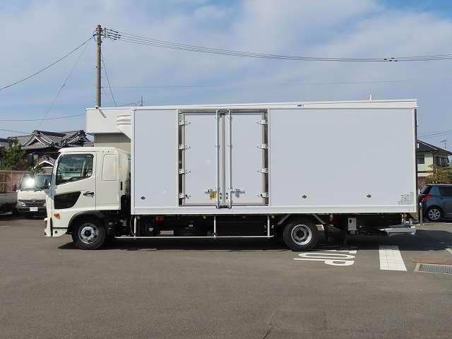 レンジャー冷蔵冷凍車