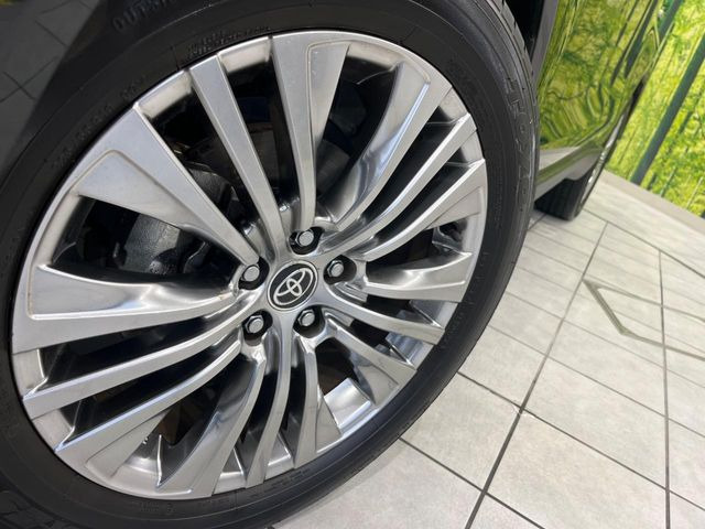 �y����19�C���`�A���~�z�C�[���z�O�ςɃ}�b�`���������A���~�z�C�[���𑕒����Ă���܂��B�e��ЊO�A���~�z�C�[����A�X�^�b�h���X�^�C�����戵�����Ă���܂��B���񂲑��k����������