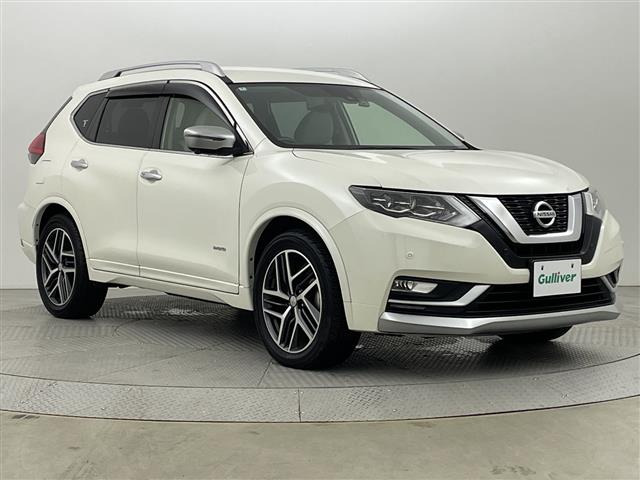 エクストレイル2.0 モード・プレミア ハイコントラスト インテリア 4WD
