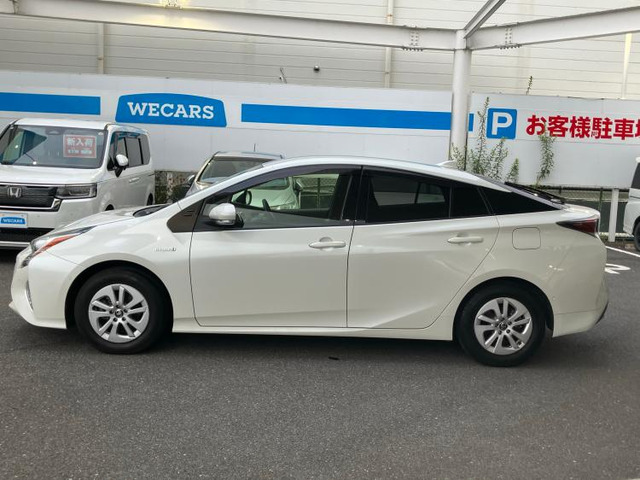 プリウス1.8 S セーフティ プラス