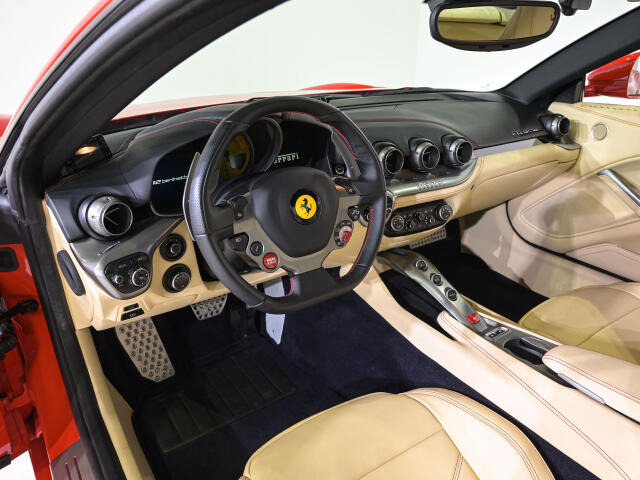 F12ベルリネッタF1 DCT