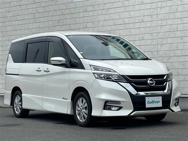 セレナ2.0 ハイウェイスター 4WD
