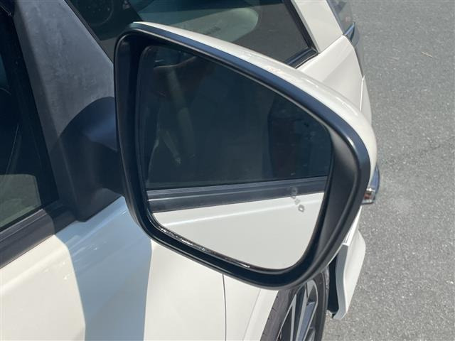 セレナ1.2 e-POWER ハイウェイスターV