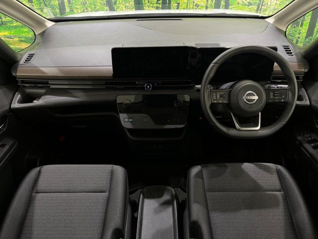 セレナ1.4 e-POWER ハイウェイスターV