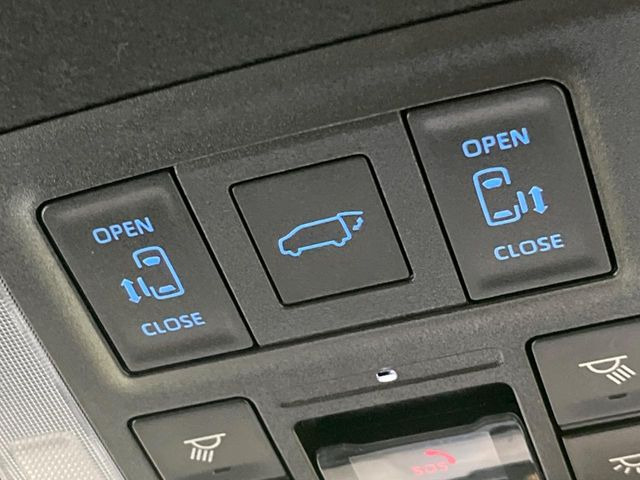 ヴォクシー1.8 ハイブリッド S-Z