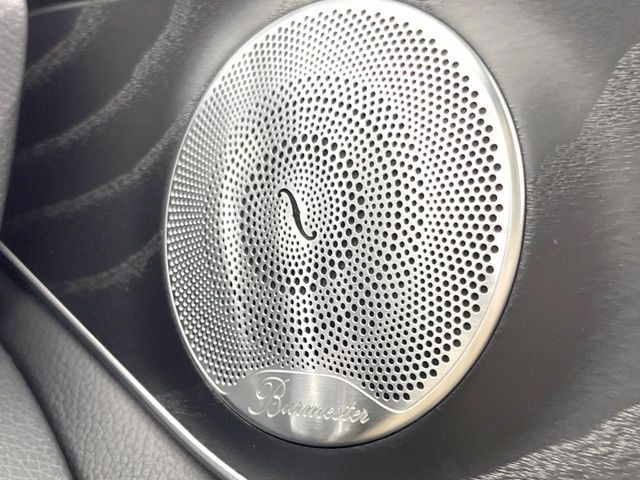 ��Burmester�T���E���h�V�X�e��:�n�C�G���h�I�[�f�B�I��僁�[�J�[����|����Ԑ�p�̃v���~�A���X�s�[�J�[�𑕔��B�����̃X�s�[�J�[����A���̗������܂ŕ����鍂�i���ȉ��y�����y���݂��������܂��B