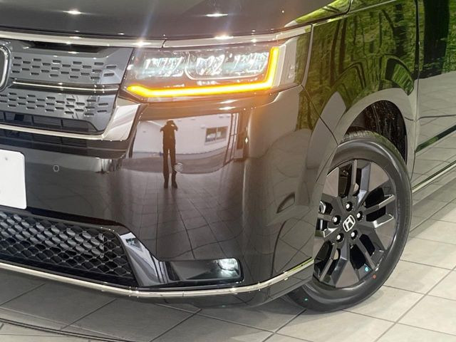 �yLED�w�b�h���C�g�z���V����ԑ��s�����ǍD�Ȏ��E���m�ۂ����S���ĉ^�]�ł��鍂�P�xLED�w�b�h���C�g�𑕔�!�_�����x�������A����d�͂��}�����Ă��܂��B