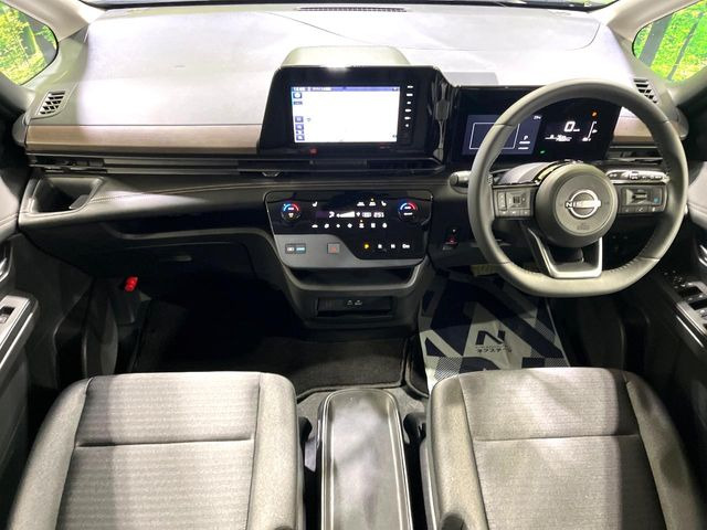 セレナ1.4 e-POWER ハイウェイスターV