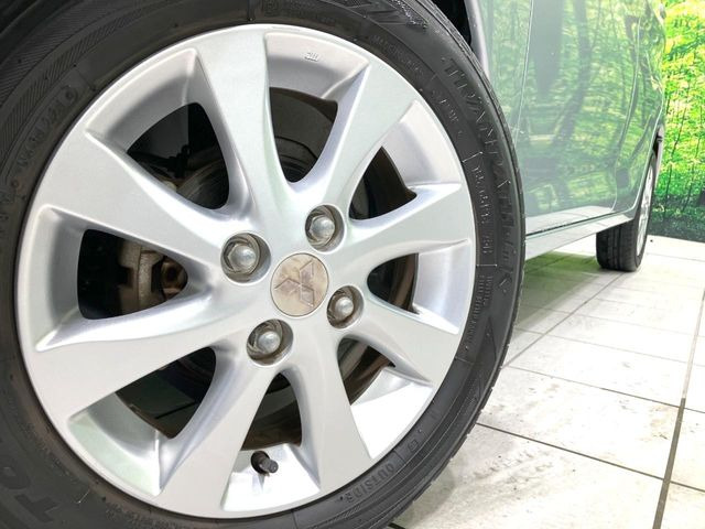 �y14�C���`�A���~�z�C�[���z�O�ςɃ}�b�`�����A���~�z�C�[���𑕒����Ă���܂��B�e��A���~�z�C�[����A�X�^�b�h���X�^�C�����戵�����Ă���܂��B���񂲑��k����������