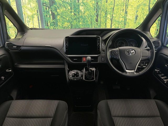 ヴォクシー2.0 ZS