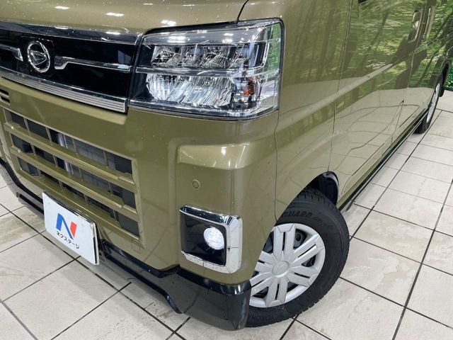 �yLED�w�b�h���C�g�z���V����ԑ��s�����ǍD�Ȏ��E���m�ۂ����S���ĉ^�]�ł��鍂�P�xLED�w�b�h���C�g�𑕔�!�_�����x�������A����d�͂��}�����Ă��܂��B