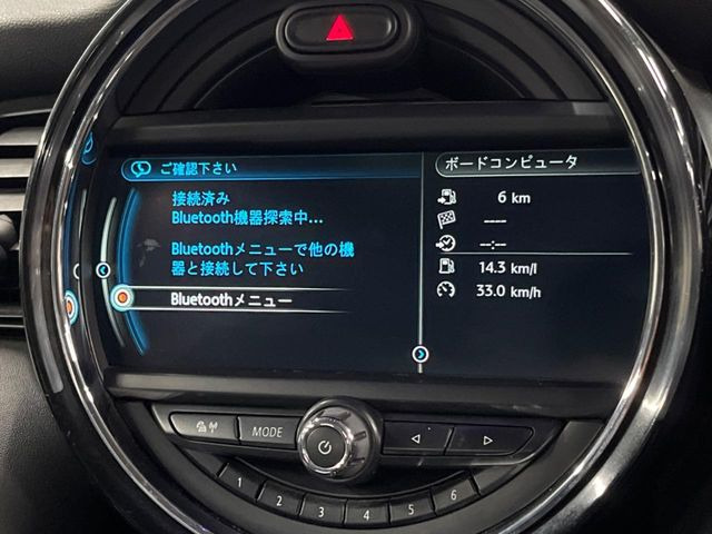 ��Bluetooth:���莝���̃X�}�[�g�t�H���ȂǂƐڑ����A�n���Y�t���[�ʘb��Տꊴ����~���[�W�b�N�Đ������y���݂��������܂��B�����ڑ��ł��̂Ŕς킵��������܂����