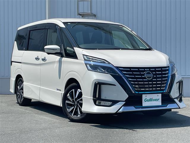 セレナ1.2 e-POWER ハイウェイスターV