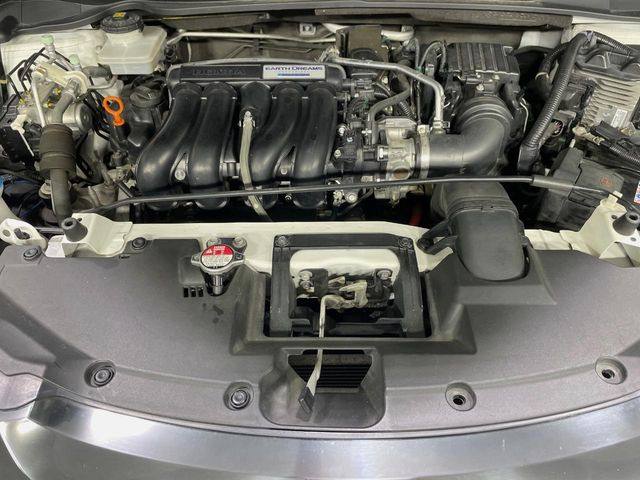 親切・丁寧な専門メカニックスタッフが応対!・車検・点検整備・事故等の修理などアフターサービスも安心。お車のカスタマイズもネクステージのサービススタッフまでご相談ください!