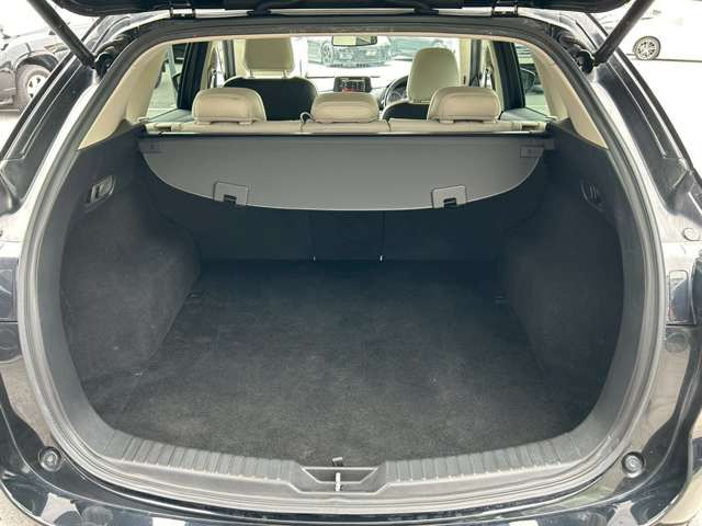 在庫車両に関してはお客様により良いものをご提供する為に品質に拘って仕入れを行っております。各お車の状態はそれぞれですのでご商談時に当店スタッフがご説明させて頂きますのでご安心くださいませ。