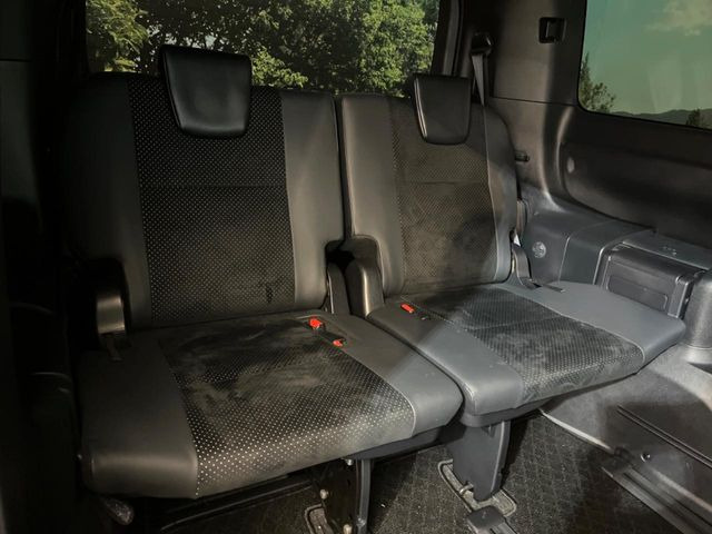 トヨタ ヴォクシー 2.0 ZS 煌III 271.2万円 令和3年(2021年) 鹿児島県