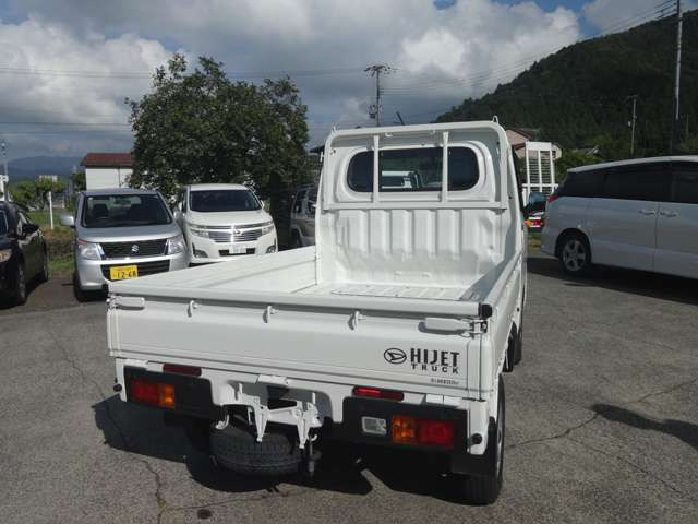 ハイゼットトラックスタンダード スマートアシスト 非装着車 4WD
