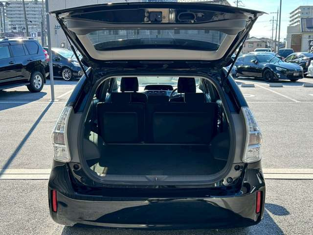 彦根インターからお車で3分とアクセス便利!近くには有名観光地の彦根城もありますので、観光と合わせてのご来店も良いですね♪活気溢れる自慢のスタッフがお客様のご来店をお待ちしております!