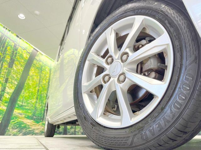 �y����14�C���`�A���~�z�C�[���z�O�ςɃ}�b�`���������A���~�z�C�[���𑕒����Ă���܂��B�e��ЊO�A���~�z�C�[����A�X�^�b�h���X�^�C�����戵�����Ă���܂��B���񂲑��k����������