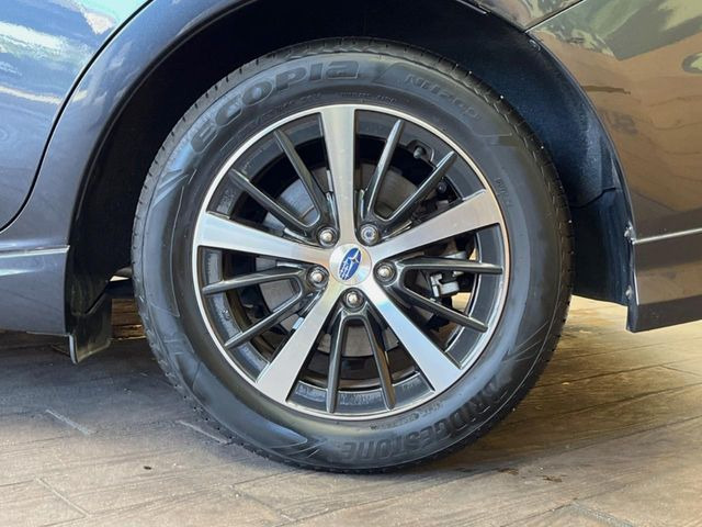 �y����16�C���`�A���~�z�C�[���z�O�ςɃ}�b�`���������A���~�z�C�[���𑕒����Ă���܂��B�e��ЊO�A���~�z�C�[����A�X�^�b�h���X�^�C�����戵�����Ă���܂��B���񂲑��k����������