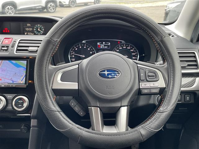 フォレスター2.0 エックスブレイク 4WD
