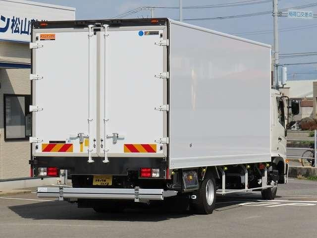 レンジャー冷蔵冷凍車