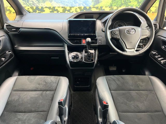 ヴォクシー2.0 ZS 煌III