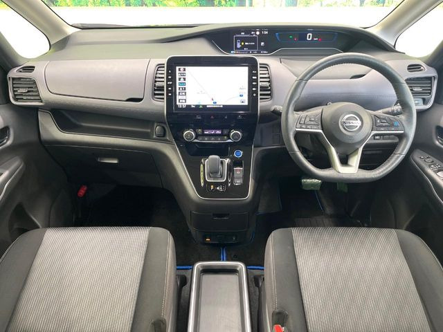 セレナ1.2 e-POWER ハイウェイスターV