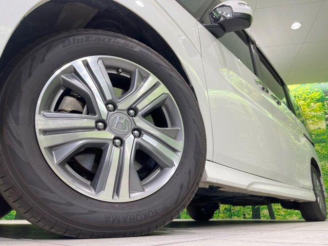 �y����16�C���`�A���~�z�C�[���z�O�ςɃ}�b�`���������A���~�z�C�[���𑕒����Ă���܂��B�e��ЊO�A���~�z�C�[����A�X�^�b�h���X�^�C�����戵�����Ă���܂��B���񂲑��k����������