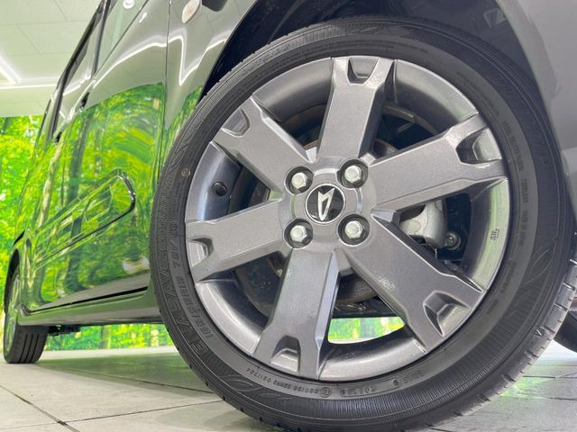 �y����15�C���`�A���~�z�C�[���z�O�ςɃ}�b�`���������A���~�z�C�[���𑕒����Ă���܂��B�e��ЊO�A���~�z�C�[����A�X�^�b�h���X�^�C�����戵�����Ă���܂��B���񂲑��k����������