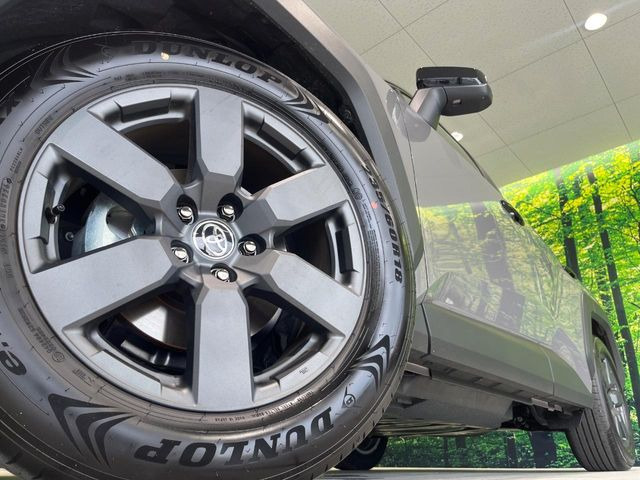 �y����18�C���`�A���~�z�C�[���z�O�ςɃ}�b�`���������A���~�z�C�[���𑕒����Ă���܂��B�e��ЊO�A���~�z�C�[����A�X�^�b�h���X�^�C�����戵�����Ă���܂��B���񂲑��k����������