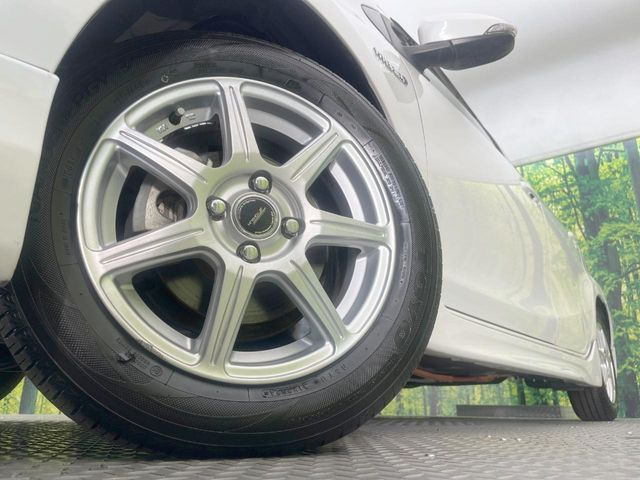 �y�A���~�z�C�[���z�O�ςɃ}�b�`�����A���~�z�C�[���𑕒����Ă���܂��B�e��A���~�z�C�[����A�X�^�b�h���X�^�C�����戵�����Ă���܂��B���񂲑��k����������