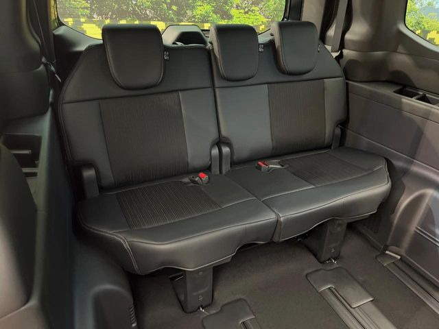 3��ڃV�[�g�͂�������ԗǍD����l�ł��������ƍ����Ē����܂��̂ŁA��l���ł̂��o���������N���N�ł��􂲉Ƒ��ŁA�C�̒m�ꂽ���ԂŁA�h���C�u�ɍs���̂��y���݂ł��ˁ�