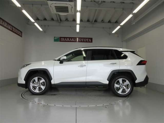 RAV42.5 ハイブリッド G E-Four 4WD