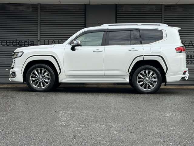�d���f�t���b�N�ELED�Ɩ��t���T�C�h�X�e�b�v�E���[�t���[���B�y�I�v�V�����z�T�C�h�o�C�U�[