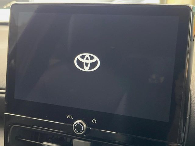 �y10.5�C���` �f�B�X�v���C�I�[�f�B�I�z���ʂ̃f�B�X�v���C��AppleCarPlay��AndroidAuto�����p�\�B�傫�ȉ�ʂŃX�}�z�i�r�A�v���������p���������܂���