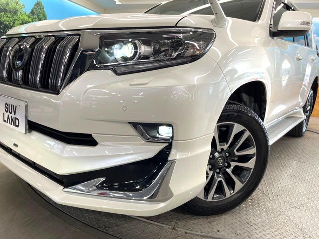 �yLED�w�b�h���C�g�z���V����ԑ��s�����ǍD�Ȏ��E���m�ۂ����S���ĉ^�]�ł��鍂�P�xLED�w�b�h���C�g�𑕔�!�_�����x�������A����d�͂��}�����Ă��܂��B