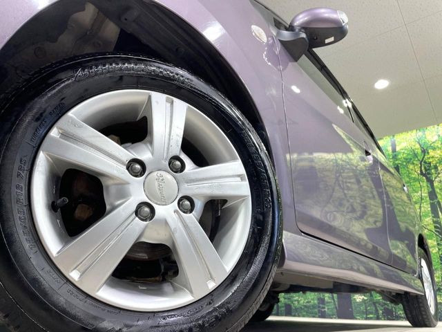 �y13�C���`�A���~�z�C�[���z�O�ςɃ}�b�`�����A���~�z�C�[���𑕒����Ă���܂��B�e��A���~�z�C�[����A�X�^�b�h���X�^�C�����戵�����Ă���܂��B���񂲑��k����������