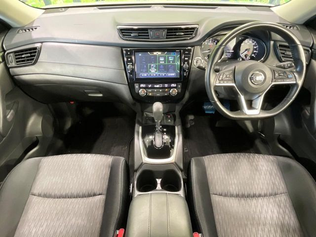 エクストレイル2.0 20Xi